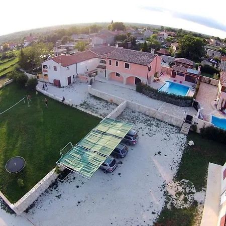 Villa Suzi Orihi